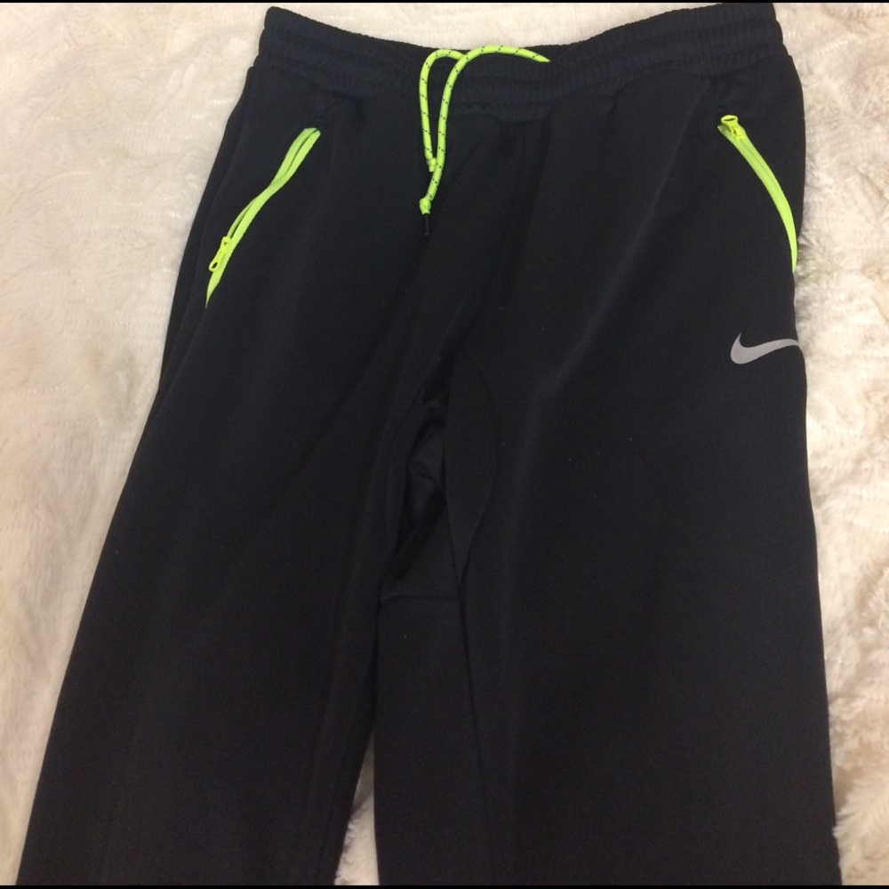 Nike Slim Fit Joggers *SALE 24 HOURS ONLY*