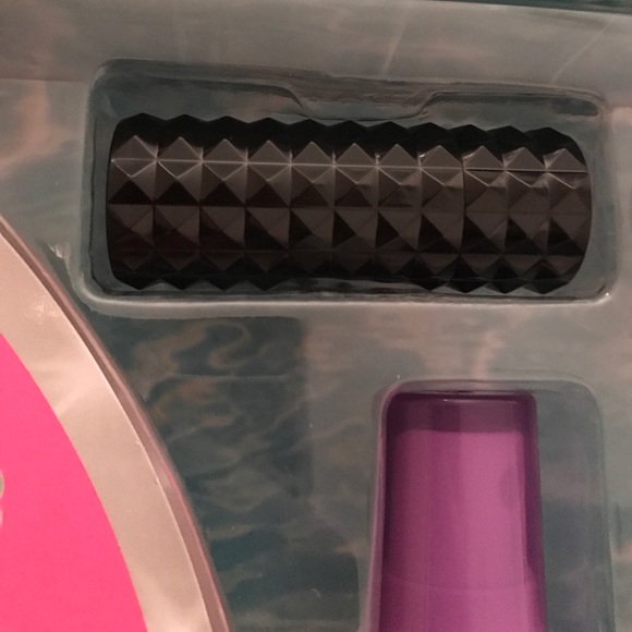 Kat Von D studded lipstick - Picture 2 of 3