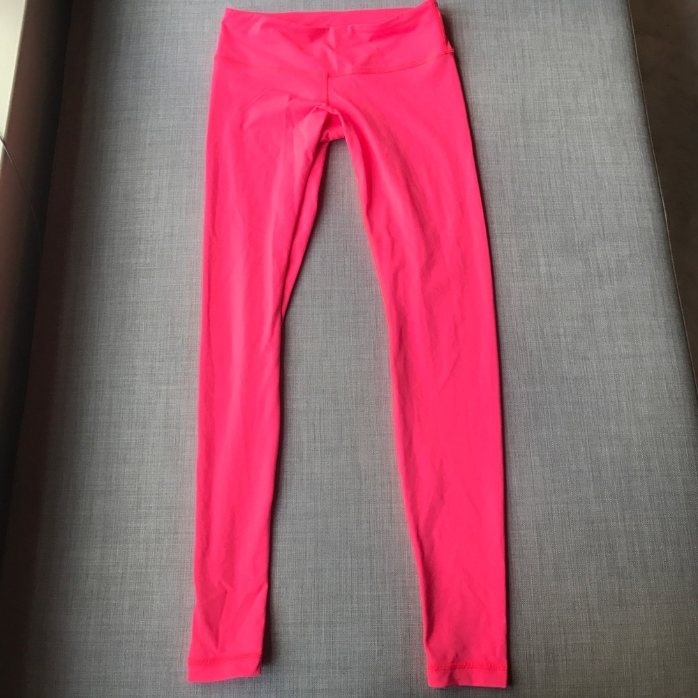 Lululemon hot pink leggings