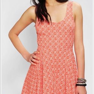 Urban Outfitters écote boho print 👗 xs