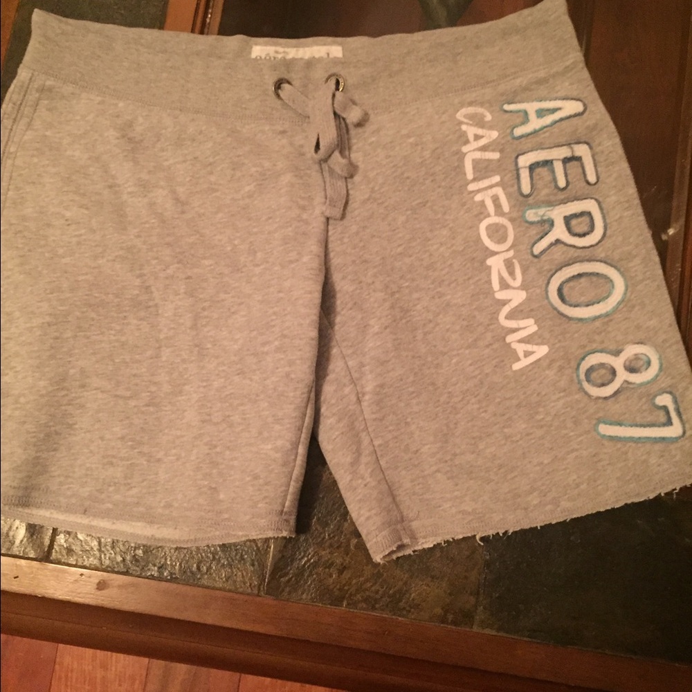 Knee shorts