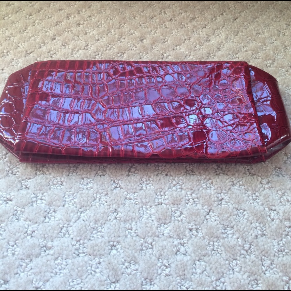 Estée Lauder makeup bag size s