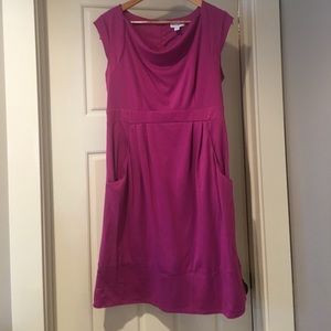 Liz Lange Maternity Dress (Size M)