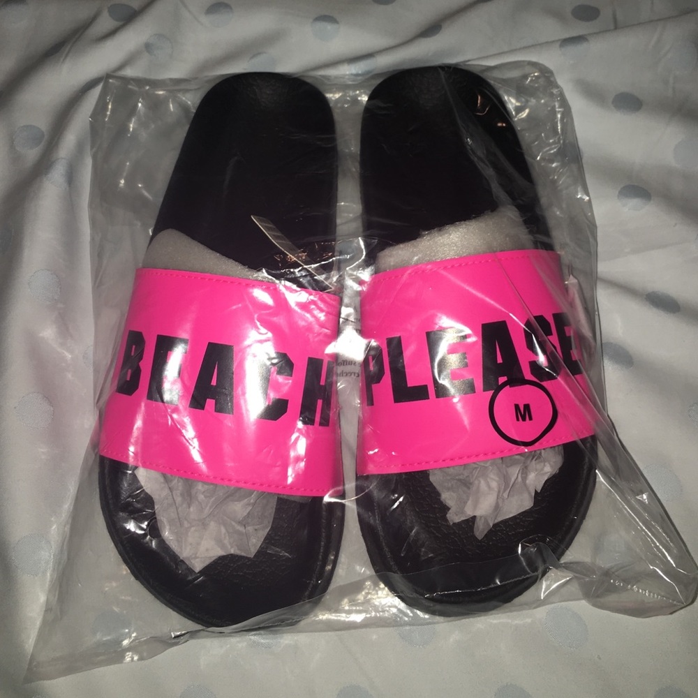 Vs pink slides