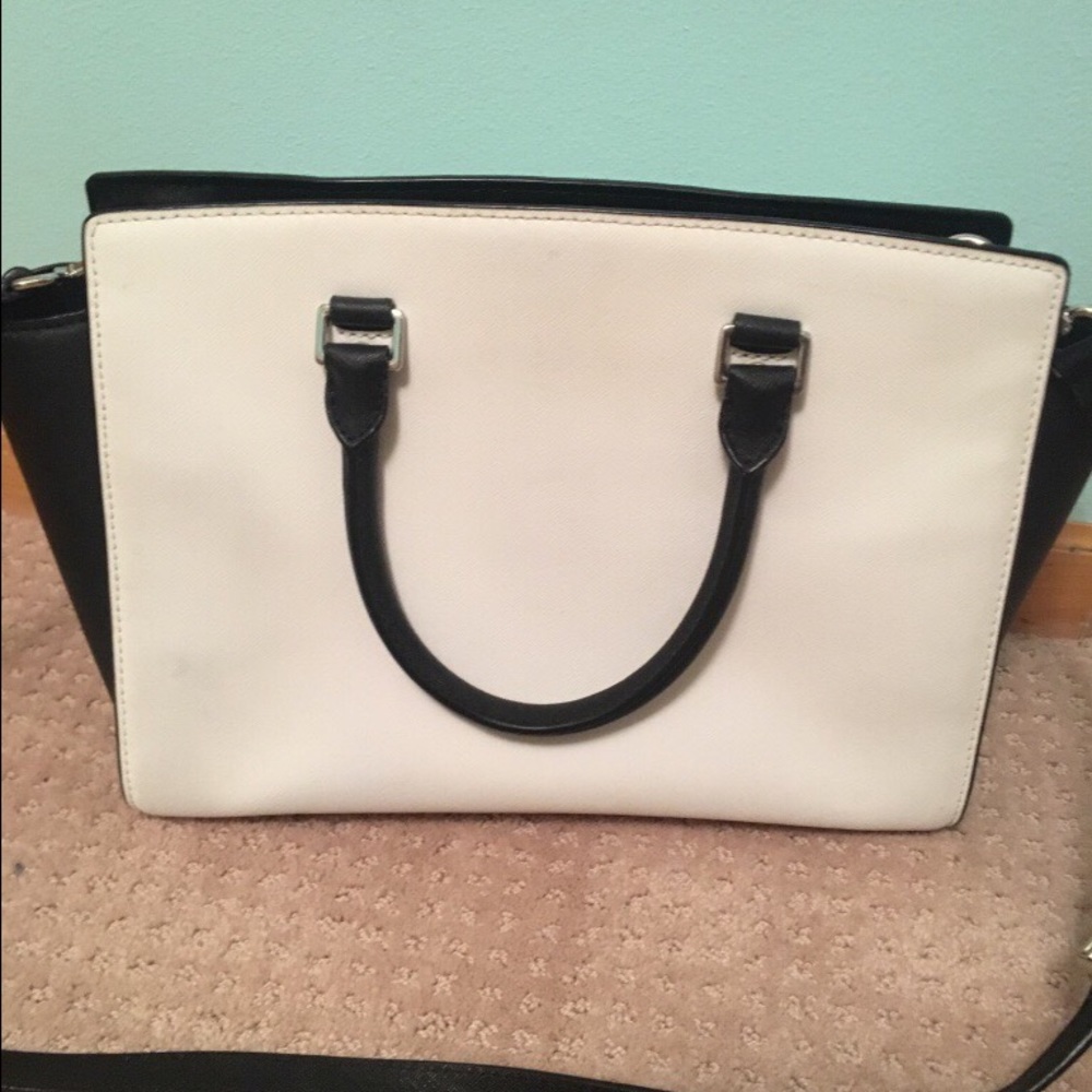 Michael Kors Trapezoid Bag- White and Black - Picture 5 of 5