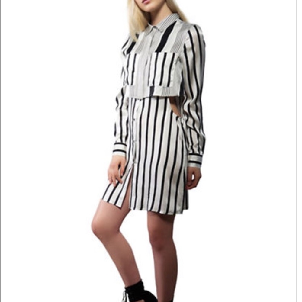 Kendall & Kylie Peek A Boo Shirt Dress