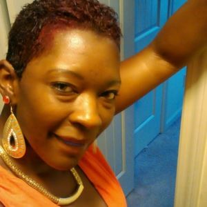 Meet your Posher, Daphne