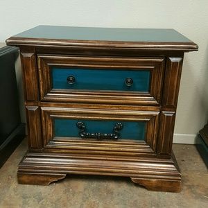 DISTRESSED TURQUOISE END TABLE