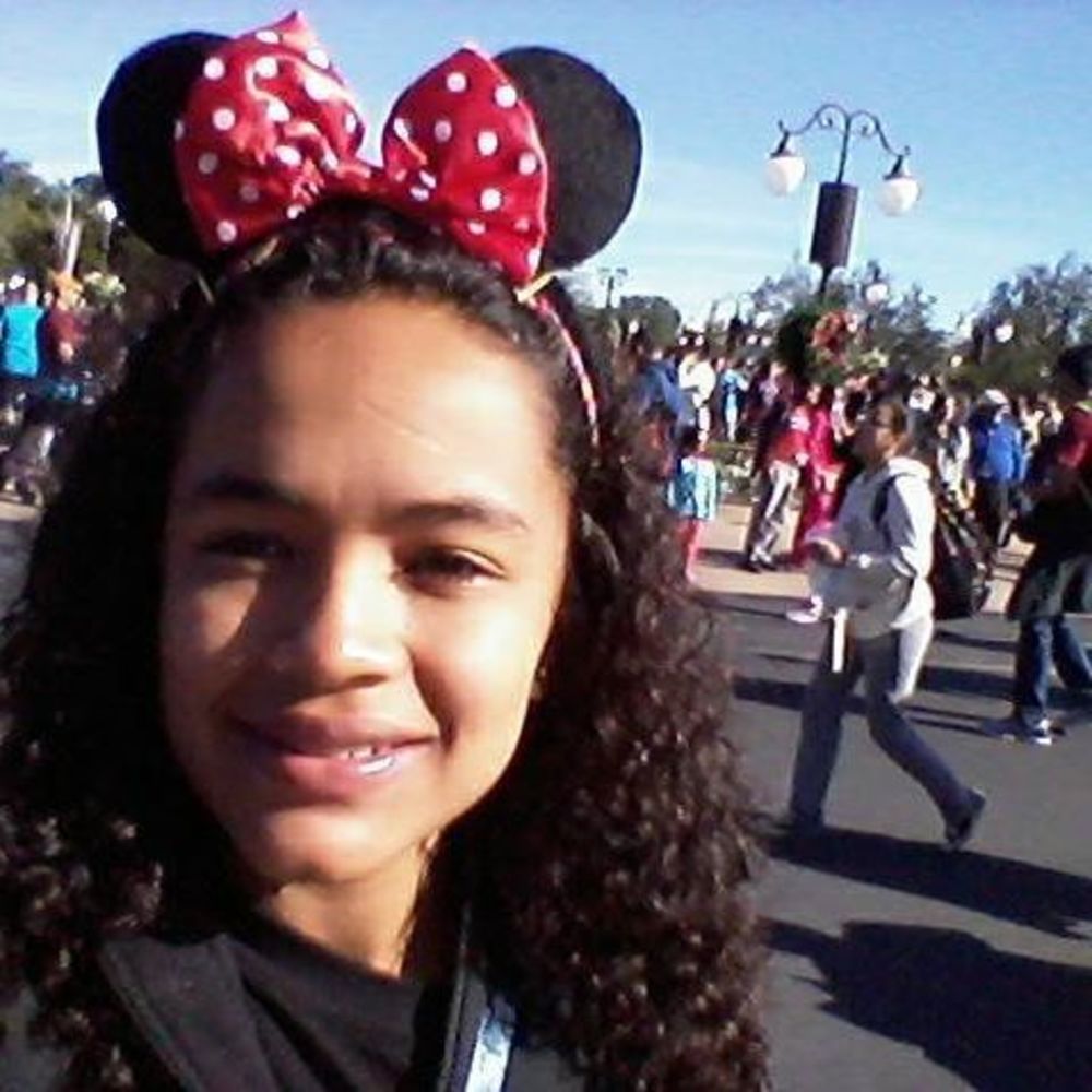 Meet your Posher, Gimena