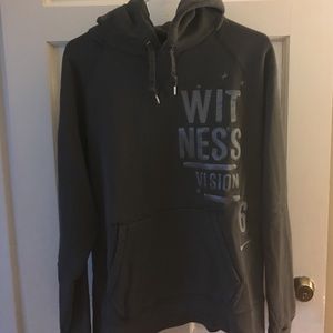 Good condition Nike men's pullover hoodie