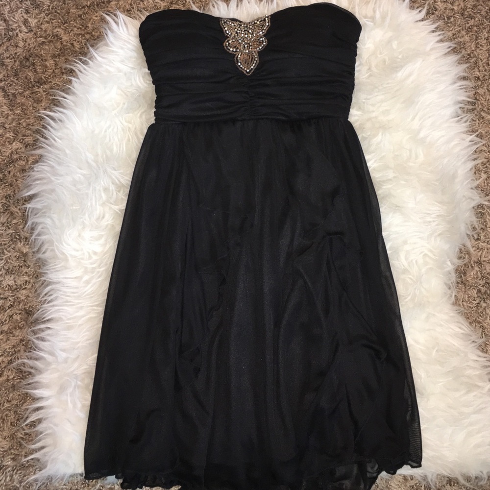 Black Strapless Formal Dress
