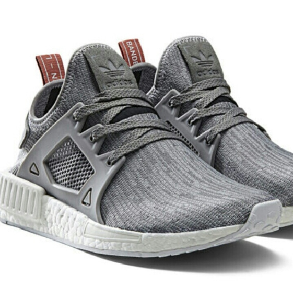 SOLD!!!!Adidas nmd xr1 gray with light pink