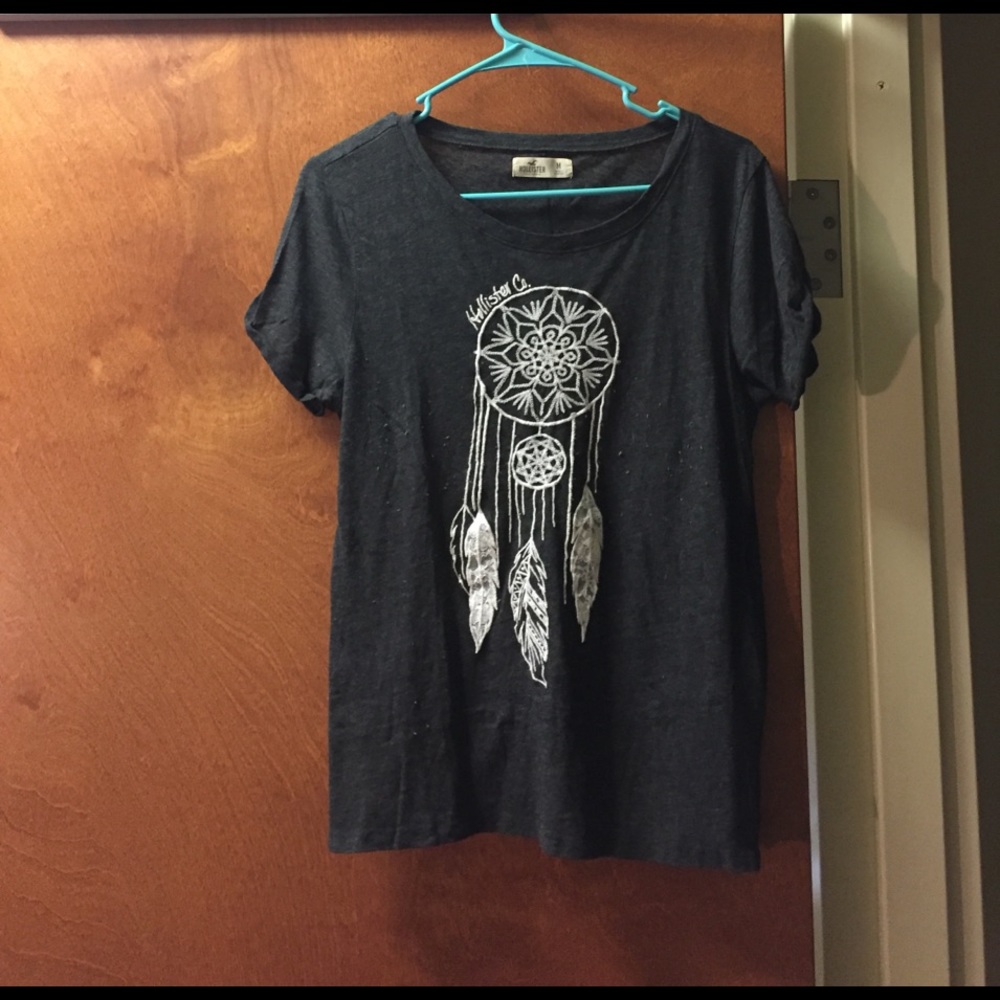 Hollister top