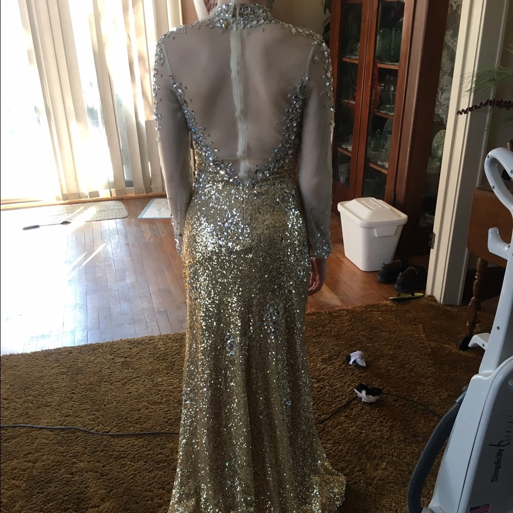 HANDMADE PROM DRESS - Picture 2 of 4