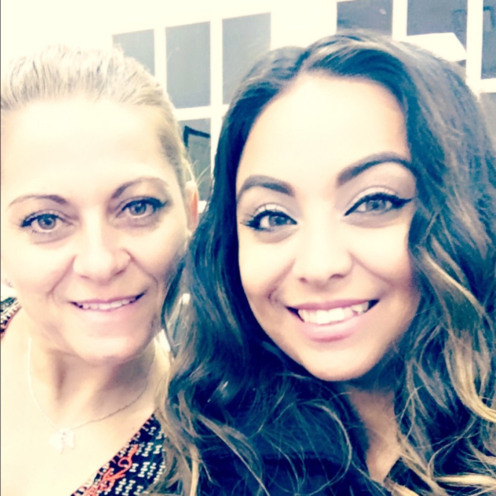 Meet your Posher, Anabel