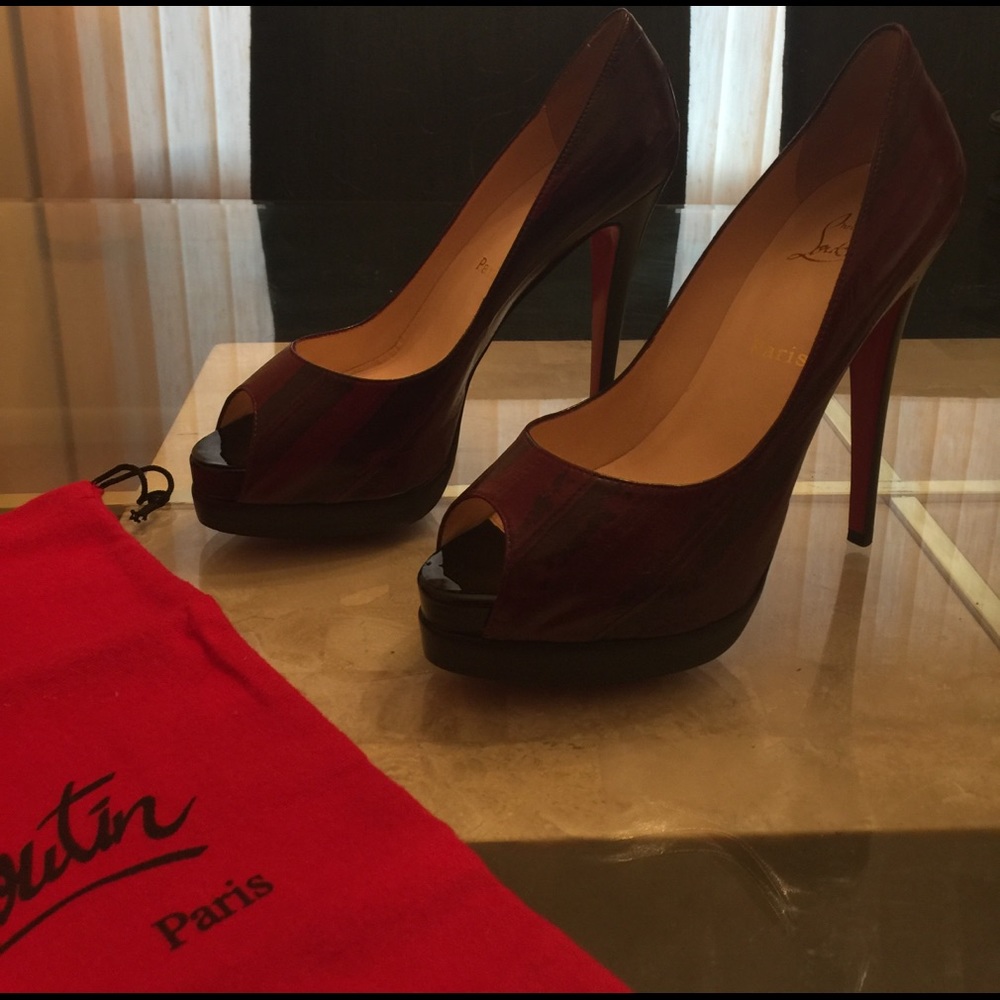 CHRISTIAN LOUBOUTIN Altadama, Peep Toe Pumps - Picture 2 of 6