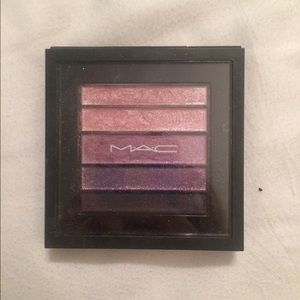 MAC Veluxe Pearlfusion Shadow