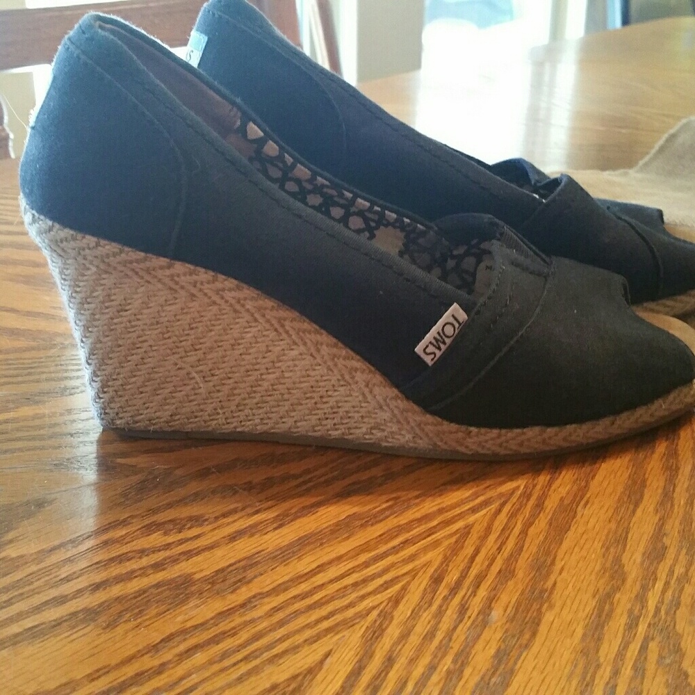 Tom's wedges