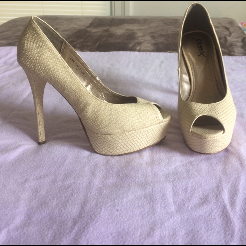 Go Max Eye Catcher Platform Pump