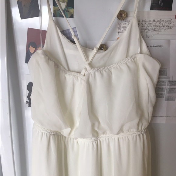 White summer dress - Picture 3 of 3
