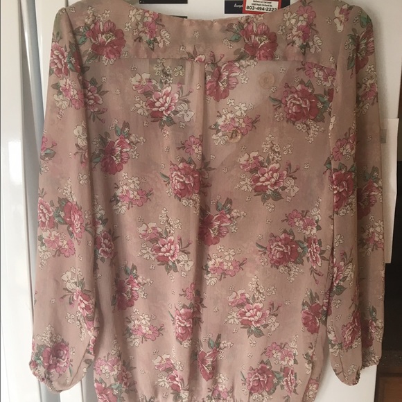 Sheer shirt - Picture 3 of 3