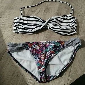 Xhilaration swim bottom