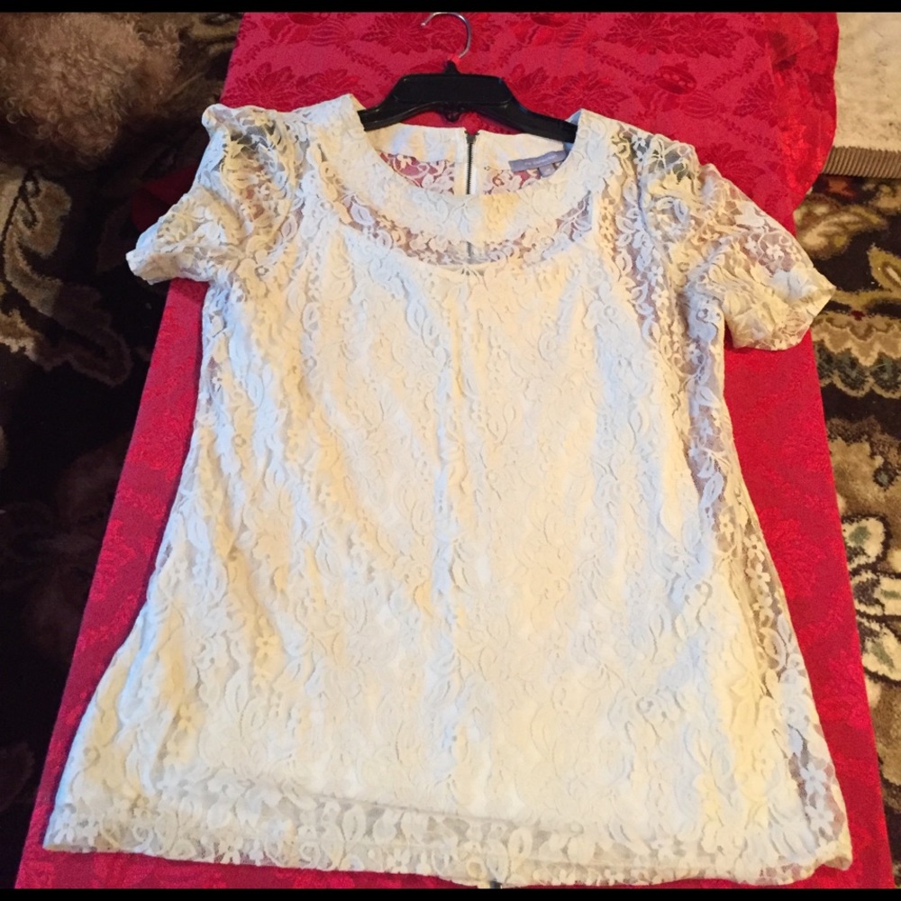 2 pic lace top