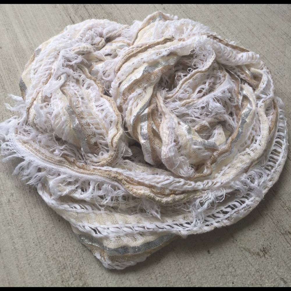 White and cream scarf