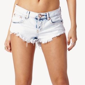 OneTeaspoon 'Anarchy' Bonita Cut Offs