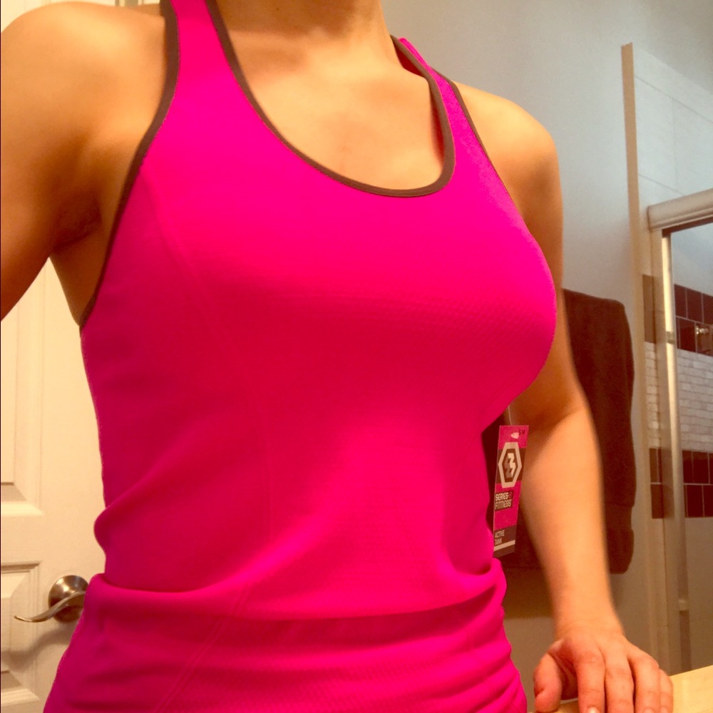 8 Series Fitness Hot Pink Size S-M Workout Tank.