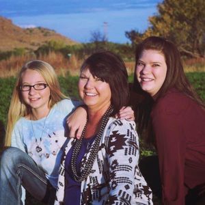 Meet your Posher, Chanel