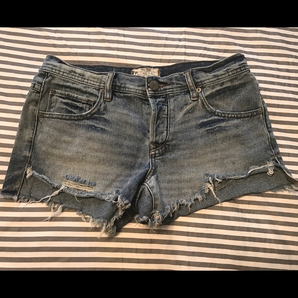 Free people jean shorts - Picture 1 of 4