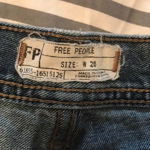 Free people jean shorts - Picture 3 of 4