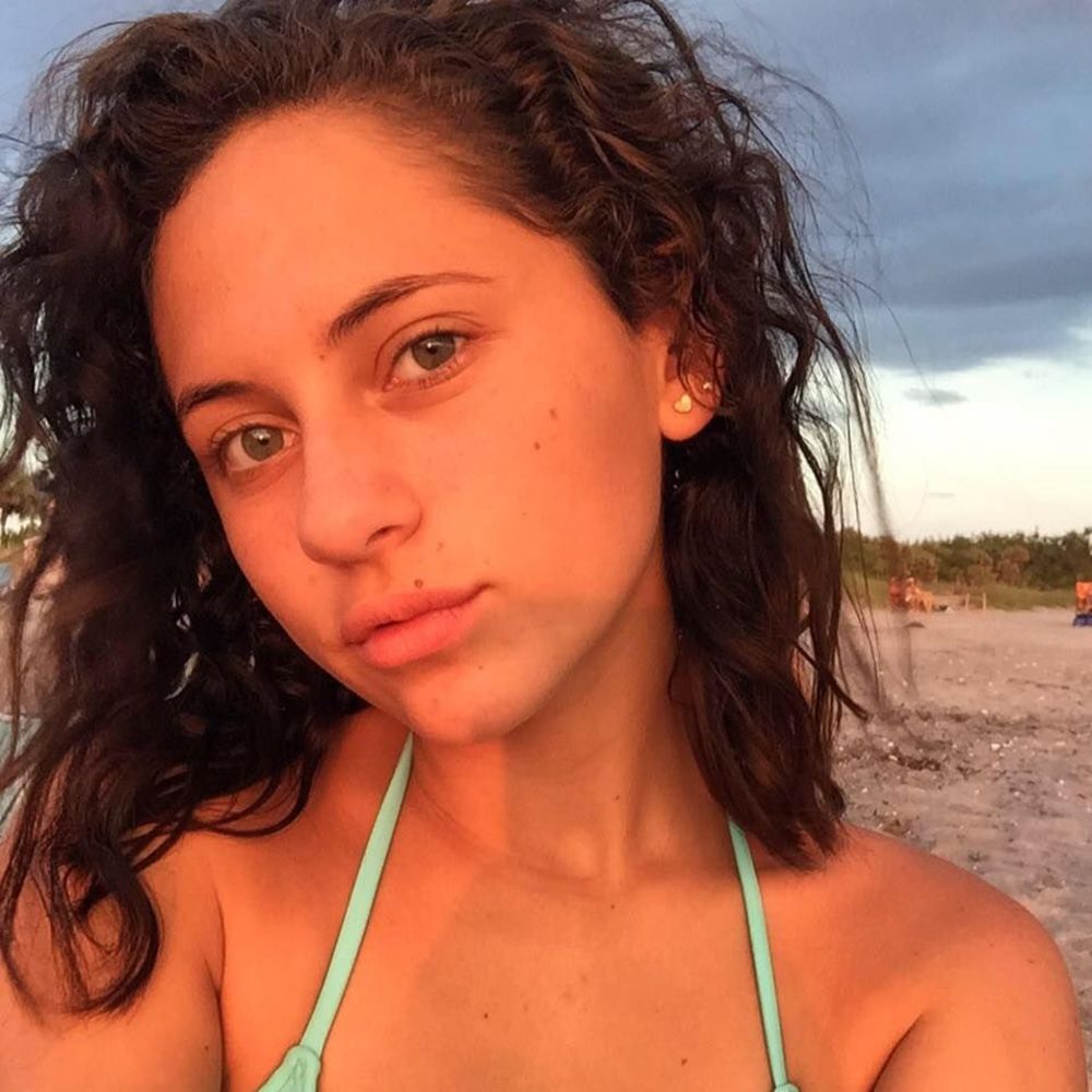 Meet your Posher, Idalis