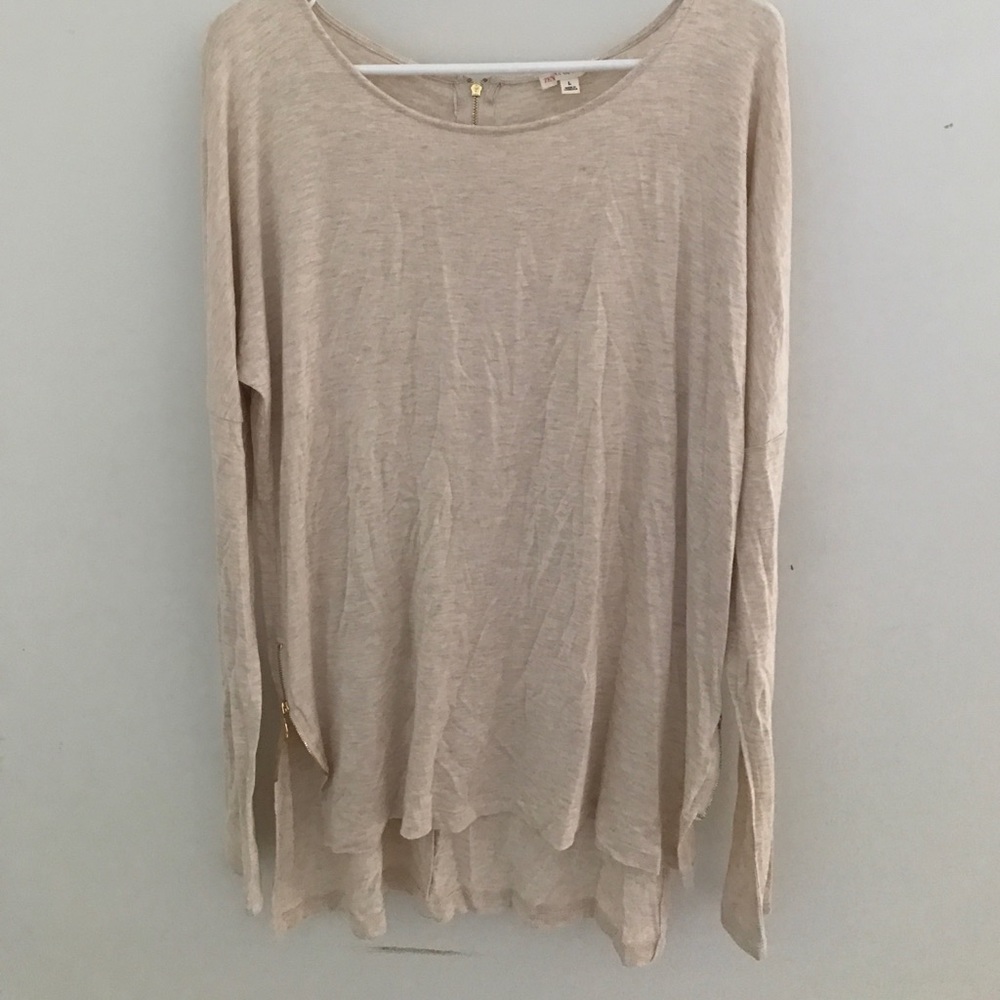 Long sleeve
