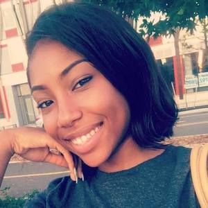 Meet your Posher, Kadijah