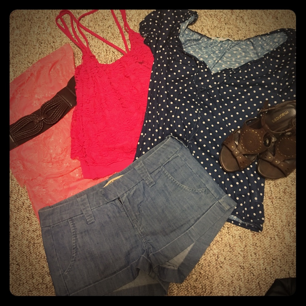 Summer bundle (: ALL FOR ONLY $8! Great condition!