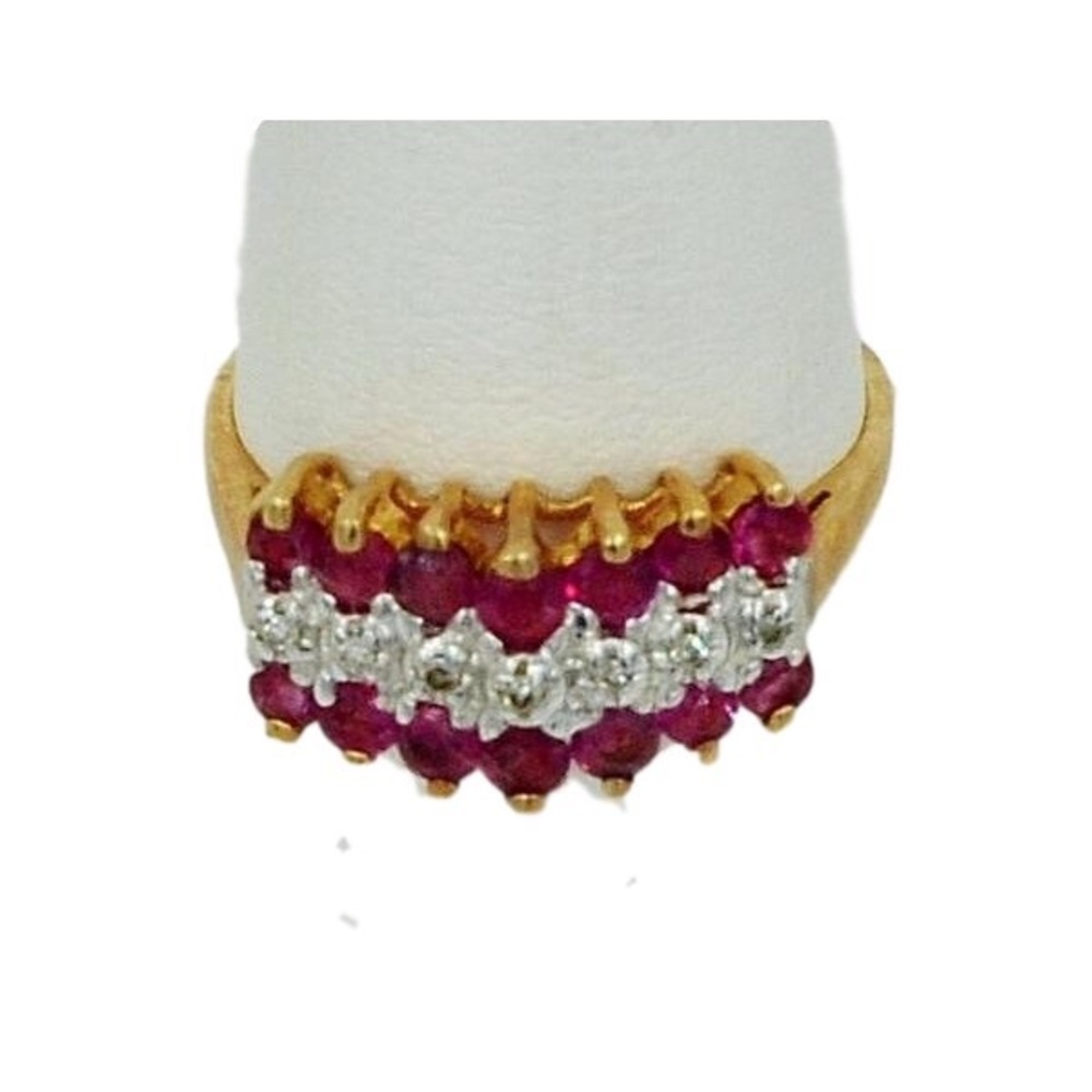 10K RUBY/DIAMOND RING SIZE 7.  5 GRAMS.
