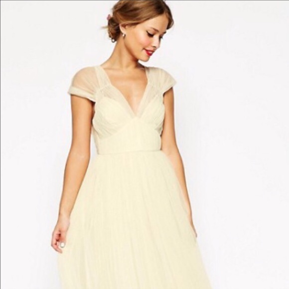 Asos floor length Cream Dress size 4 - Picture 5 of 5