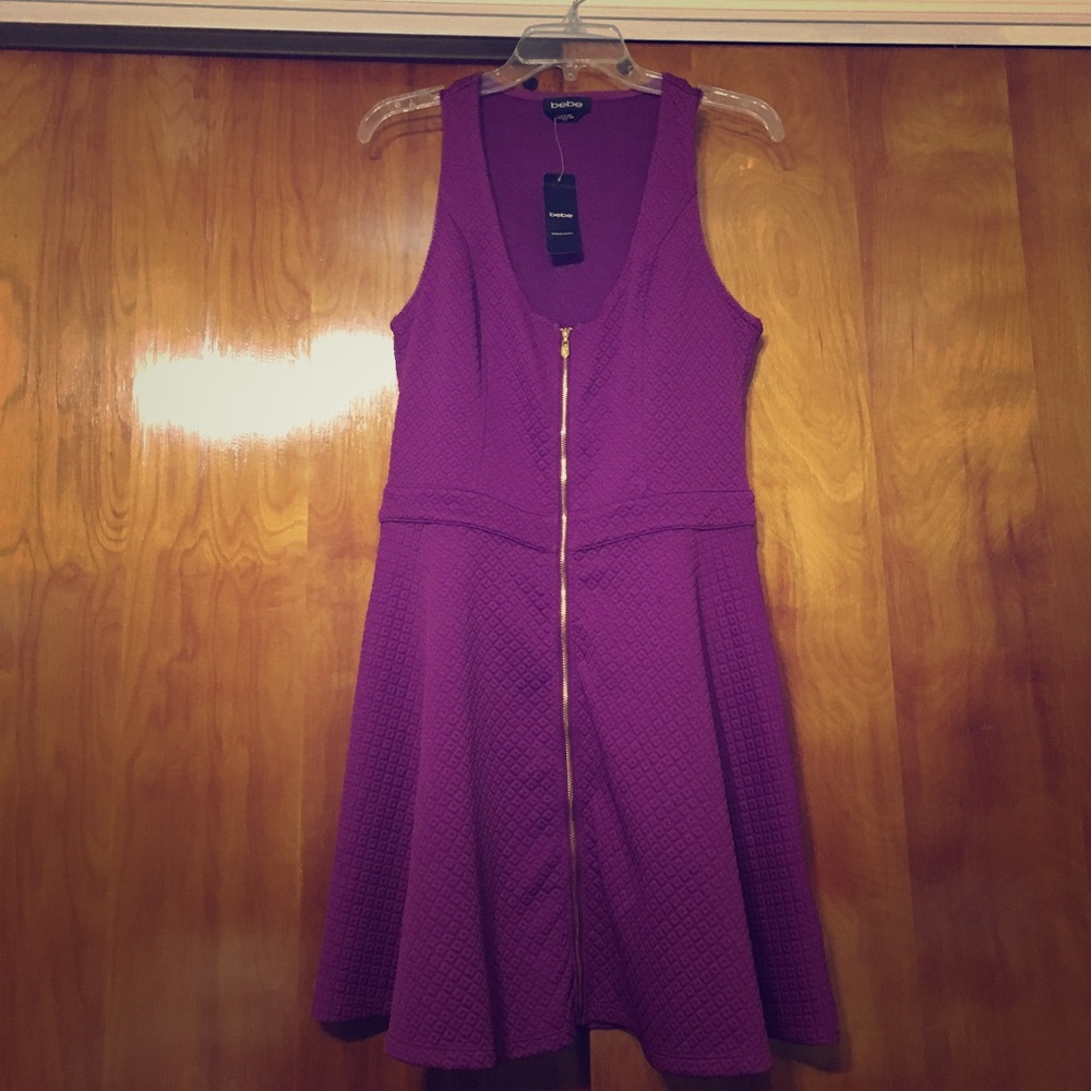 bebe Esmeralda Front Zip Fit & Flare Dress Size M