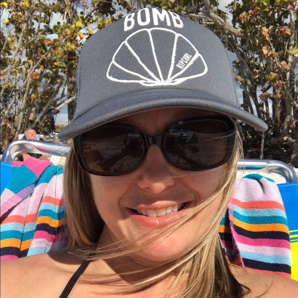 Meet your Posher, Denise