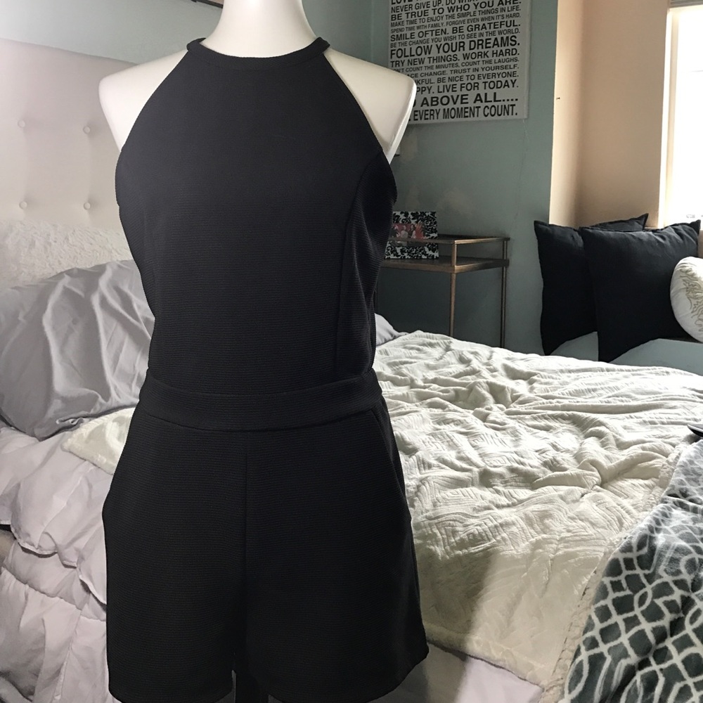 NWOT Black Shorts Romper, Size Large