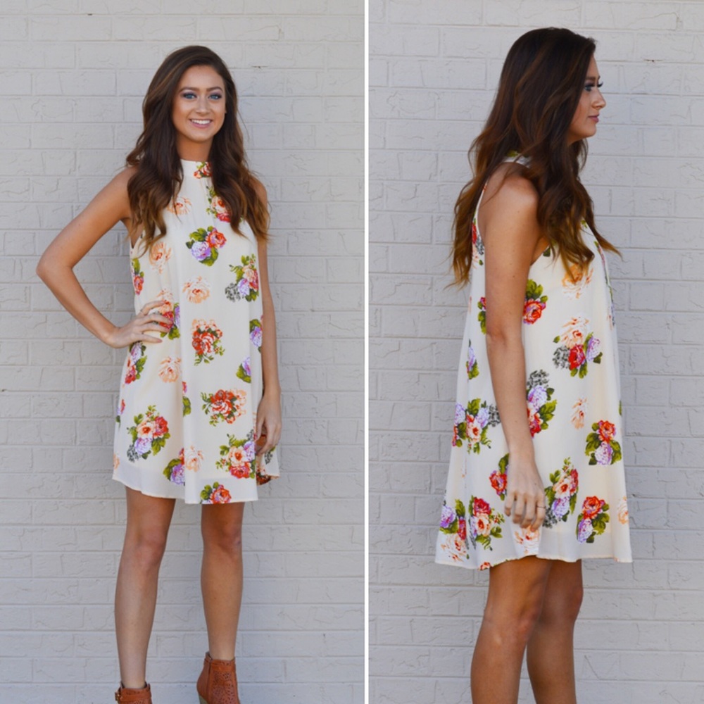 Boutique Spring Fling Sleeveless Floral Dress - Picture 2 of 3