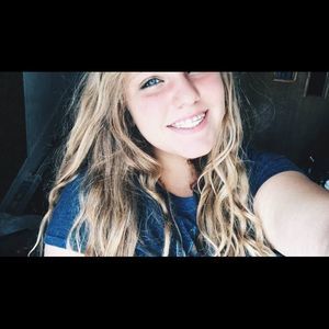 Meet your Posher, Kelsey