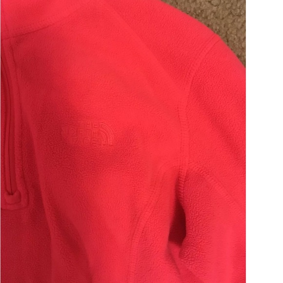 Women's North Face Fleece Pullover - Picture 3 of 4