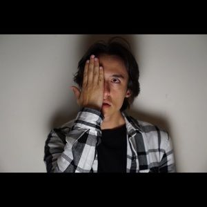 Meet your Posher, Christian