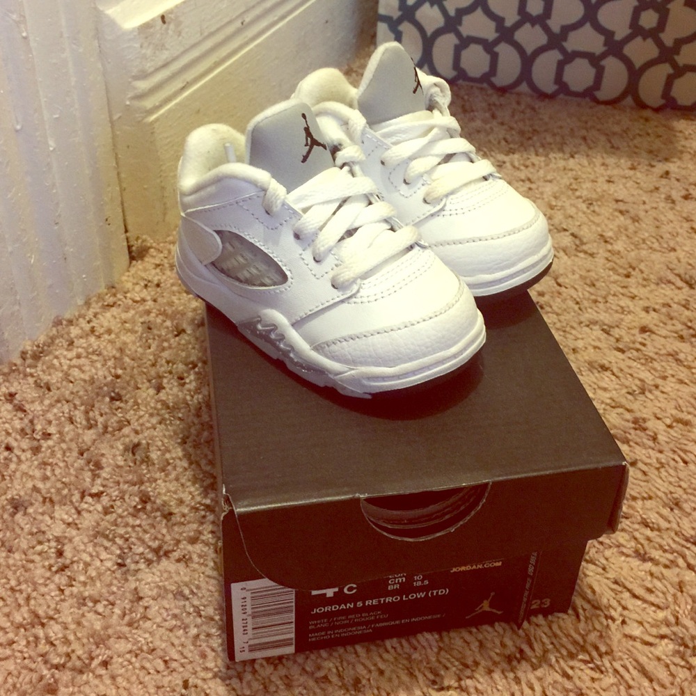 Jordan 5 Retro low