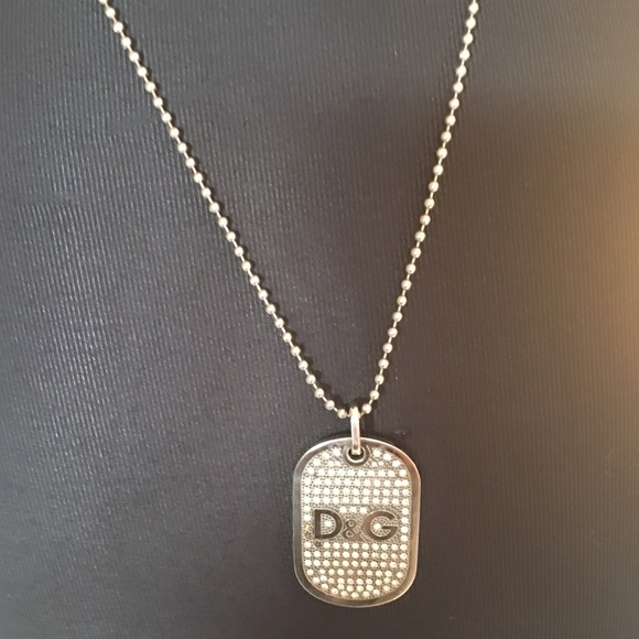 d&g dog tag necklace