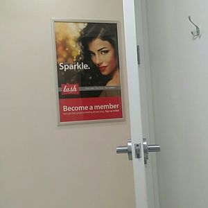 Meet your Posher, Julie