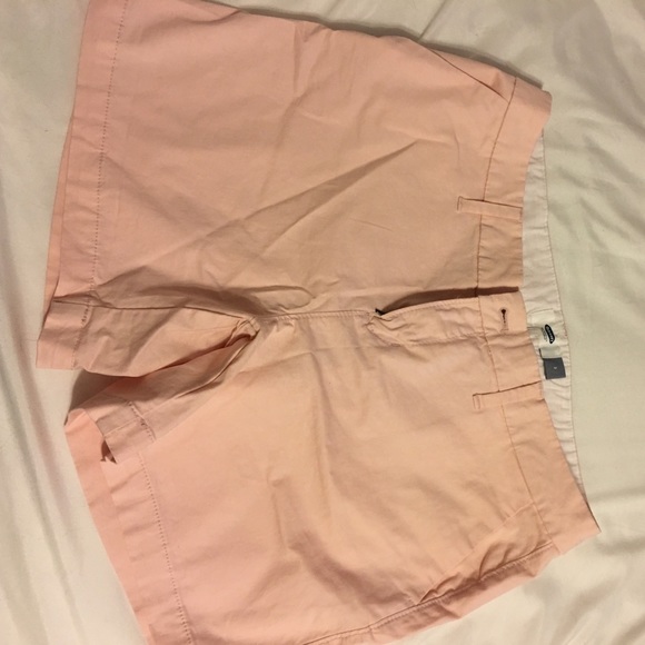 Old Navy 4" shorts - Picture 1 of 3